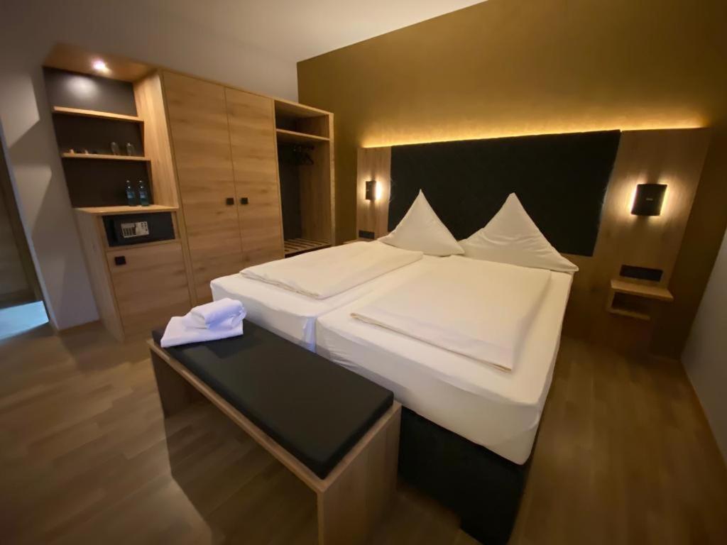 Hotel Gasthof Kaesser Άνσμπαχ Εξωτερικό φωτογραφία