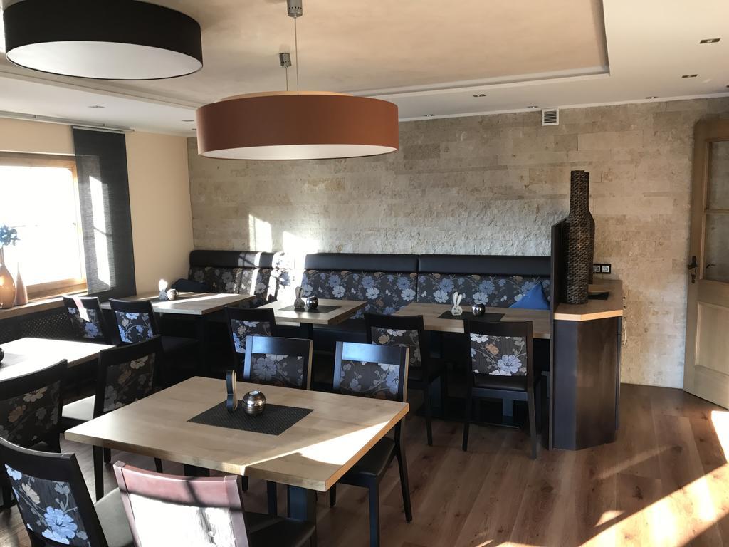 Hotel Gasthof Kaesser Άνσμπαχ Εξωτερικό φωτογραφία