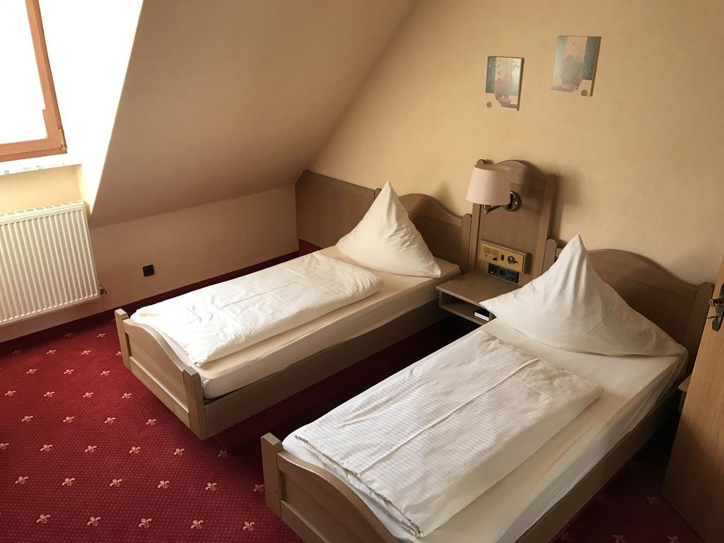 Hotel Gasthof Kaesser Άνσμπαχ Εξωτερικό φωτογραφία